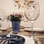 Апартаменти Artment! A New And Stylish For - Free Parking Брашов