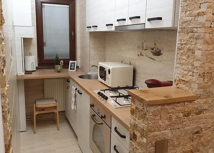 Artment! A New And Stylish For - Free Parking Apartment