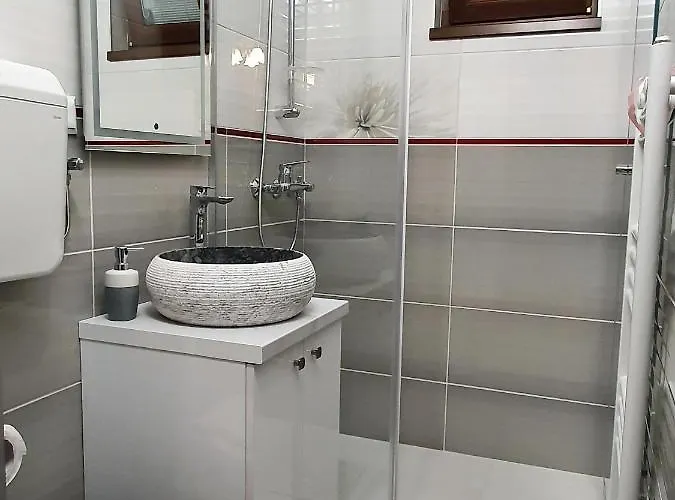 Artment! A New And Stylish For - Free Parking Brasov