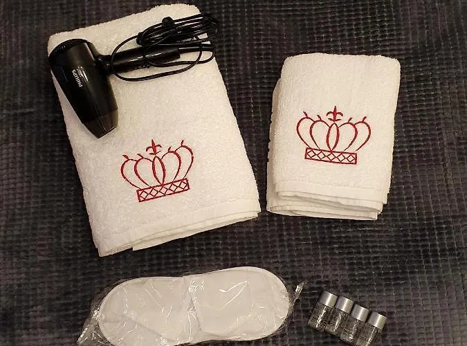 Apartment Artment! A New And Stylish For - Free Parking *