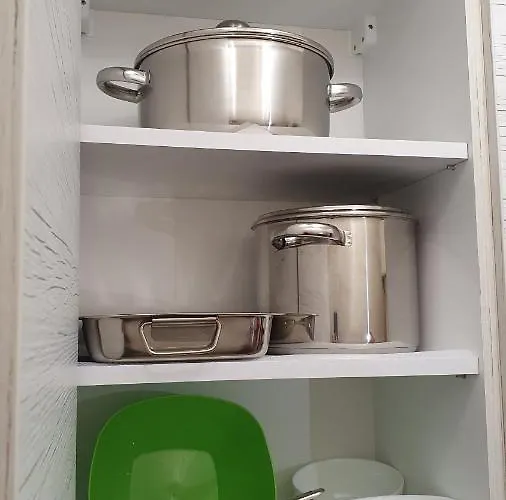 Artment! A New And Stylish For - Free Parking Apartment